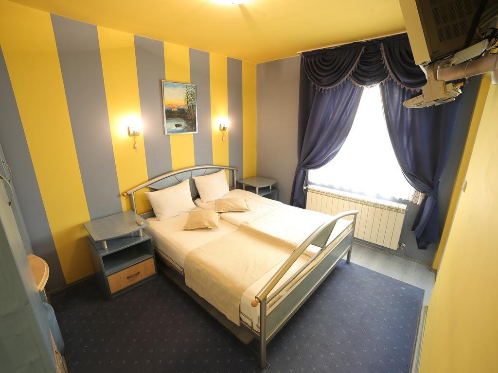 Hotel Zeneva Kragujevac Zimmer foto